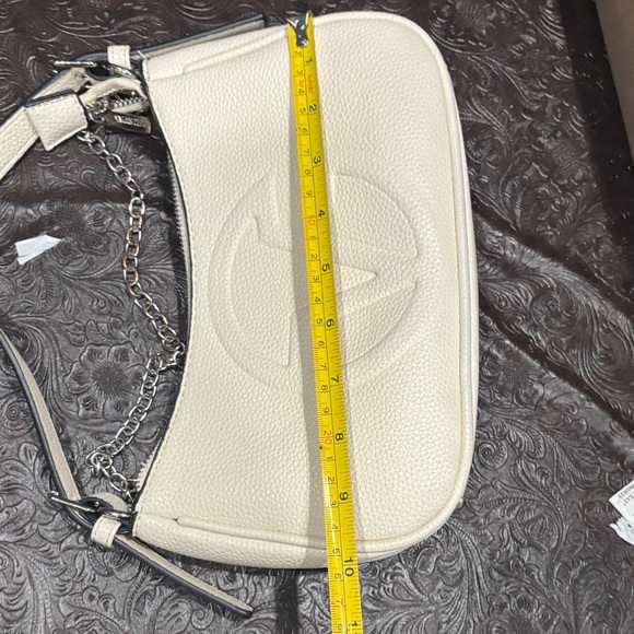 Gino Valentini Chic Cream Shoulder Bag with Chain Strap - Picture 11 of 11